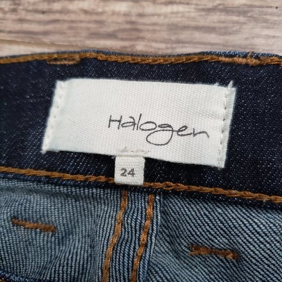 Halogen Girlfriend Distressed Mark Dark Wash Jeans 24 - Picture 7 of 9